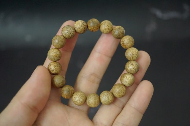 Vòng Trầm Hương Tự Nhiên 10 ly Tròn