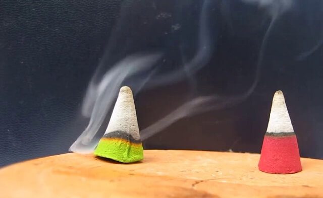 Nụ Trầm Hương bị khói nhiều